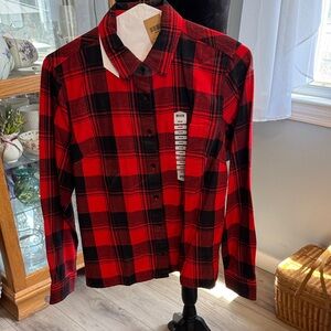Duluth Trading Co Red and Black Plaid Women’s Button-Front Shirt